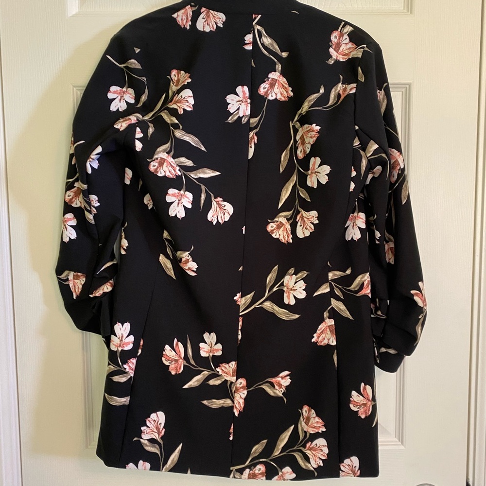 NWT Floral Women's Boyfriend’s Blazer - Picture 3 of 8